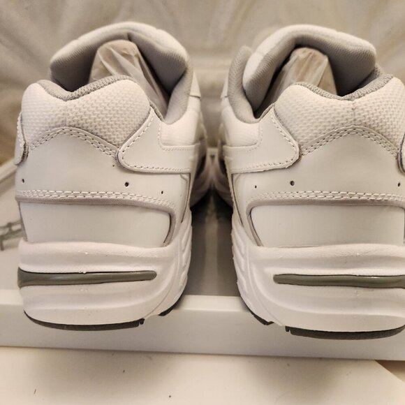 Vionic 23Walk Tennis Walking Shoes Sneakers White Women's Size 13. NIB - Picture 8 of 13